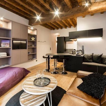 Beau Bijou Au Coeur Du Vieux Lyon Ail Lägenhet Exteriör bild
